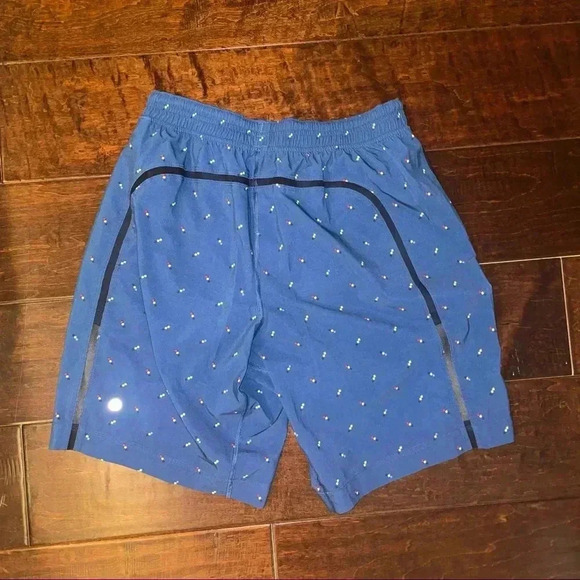 Lululemon Pace Breaker Shorts 9 inch - Picture 5 of 5